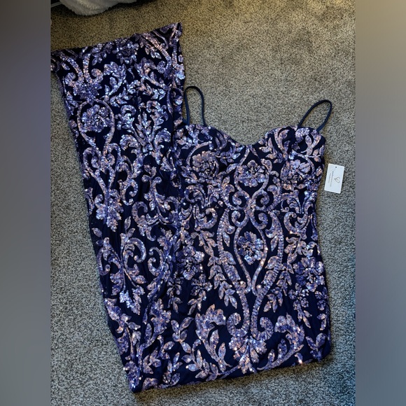 Windsor Sequin Maxi Dress - Picture 1 of 7